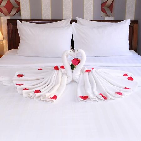 Cosmo Central Hotel Ho Chi Minh Extérieur photo