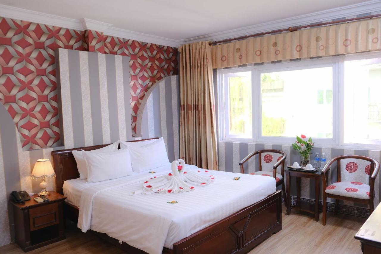 Cosmo Central Hotel Ho Chi Minh Extérieur photo