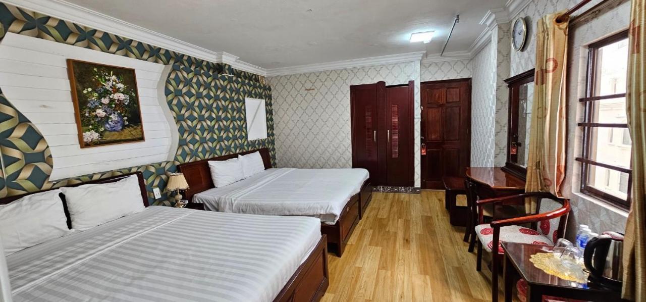 Cosmo Central Hotel Ho Chi Minh Extérieur photo