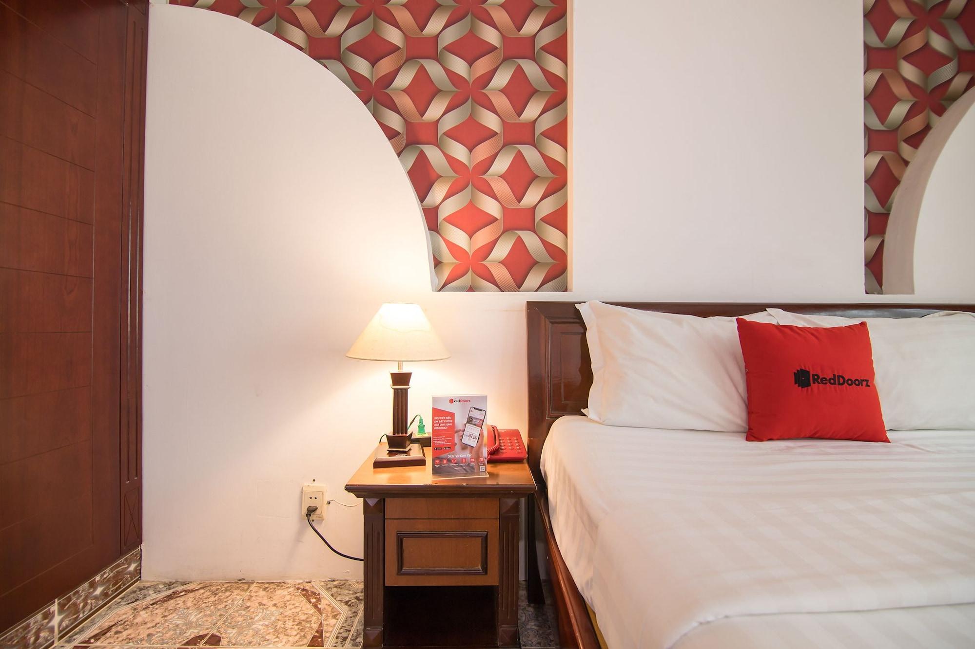 Cosmo Central Hotel Ho Chi Minh Extérieur photo