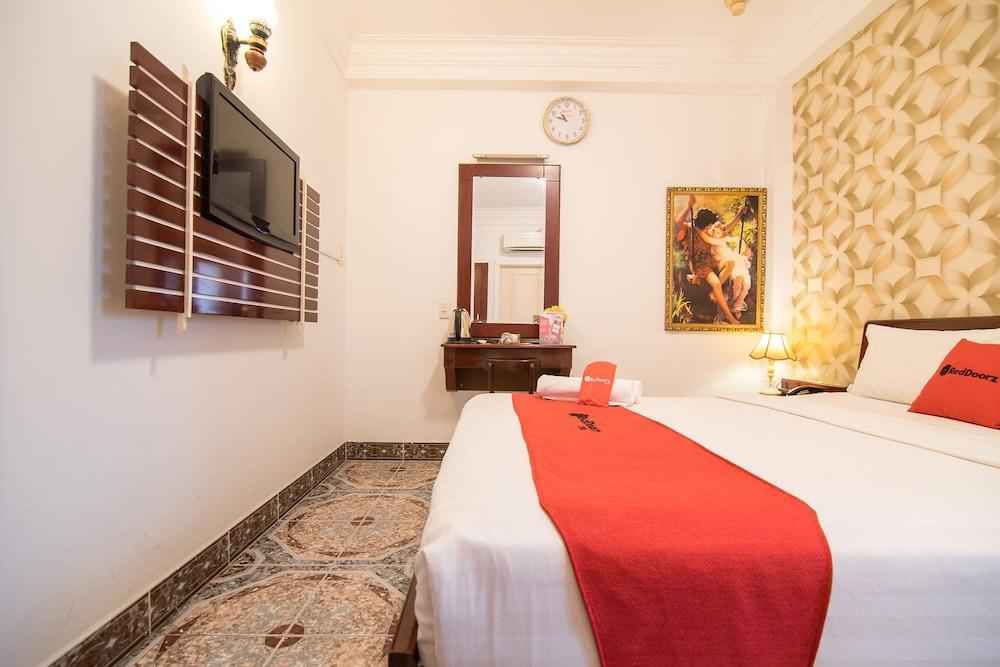 Cosmo Central Hotel Ho Chi Minh Extérieur photo