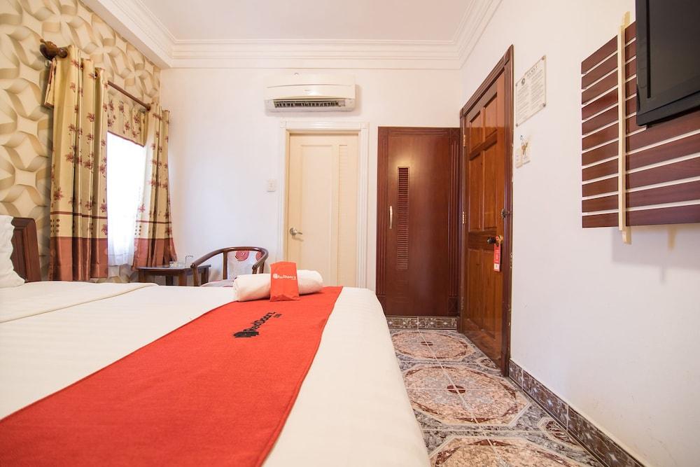 Cosmo Central Hotel Ho Chi Minh Extérieur photo